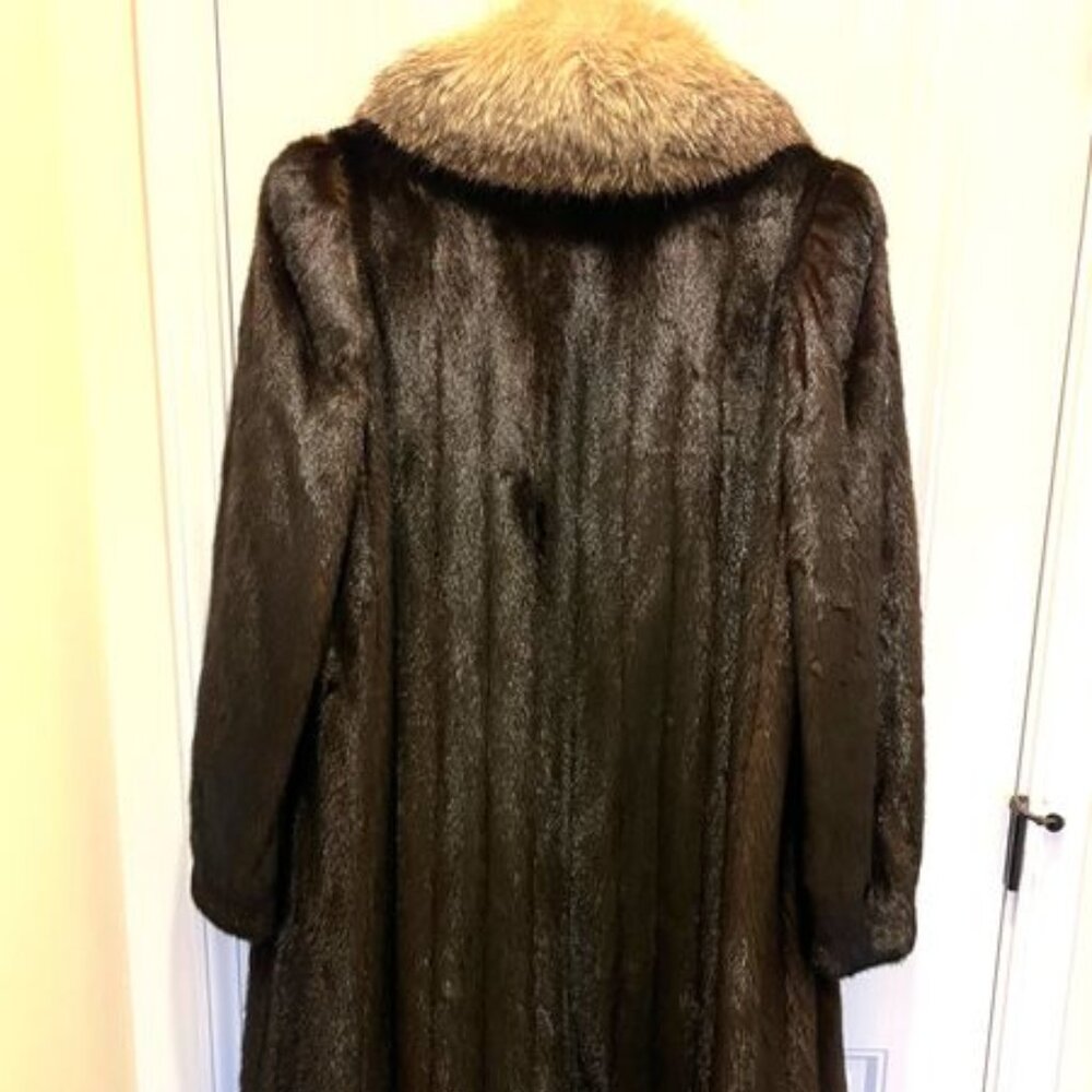 Vintage Ranch Mink Coat 49” Indigo/Silver Fox Collar, Banded Cuffs, Male Split - Picture 2 of 3